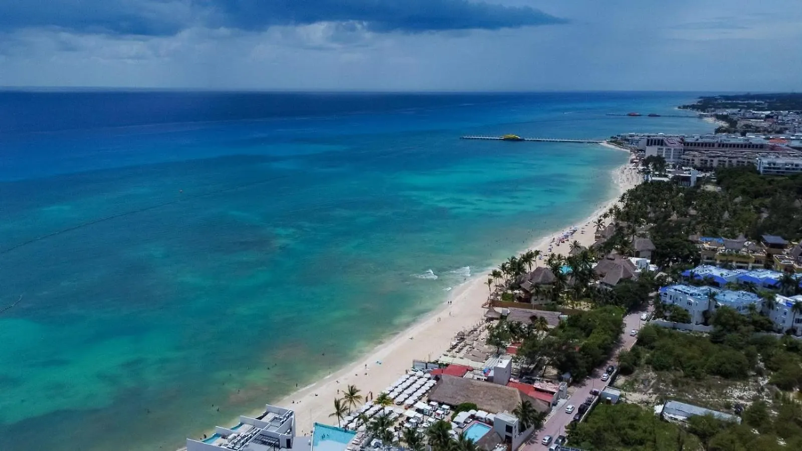 Executive Penthouse With Unobstructed Views At The Elements By Bric Villa Playa del Carmen