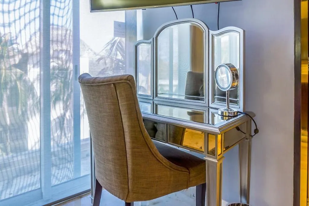 Executive Penthouse With Unobstructed Views At The Elements By Bric Villa Playa del Carmen