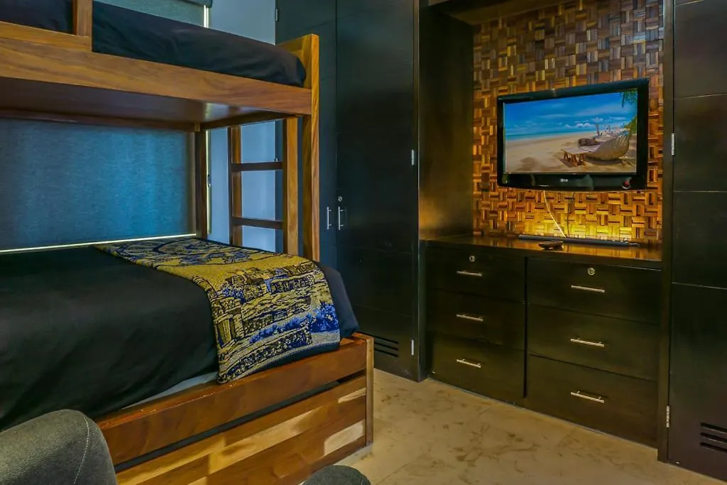 Executive Penthouse With Unobstructed Views At The Elements By Bric Villa Playa del Carmen